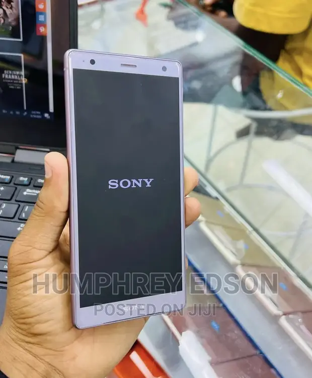 Sony Xperia XZ2 64 GB Gray in Ilala - Mobile Phones