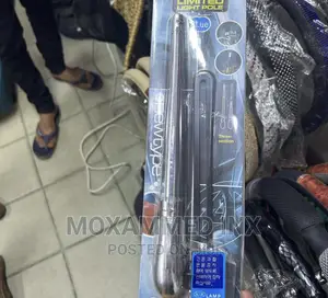 Light Pole Antenna for Cars