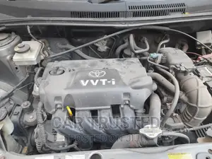 Toyota IST 2004 Gray