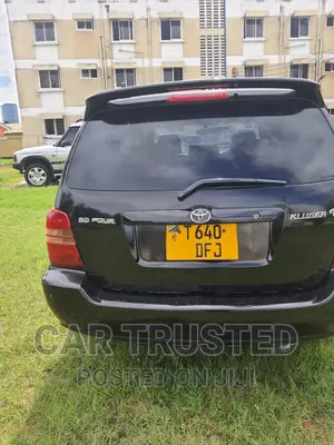 Toyota Kluger 2004 Black