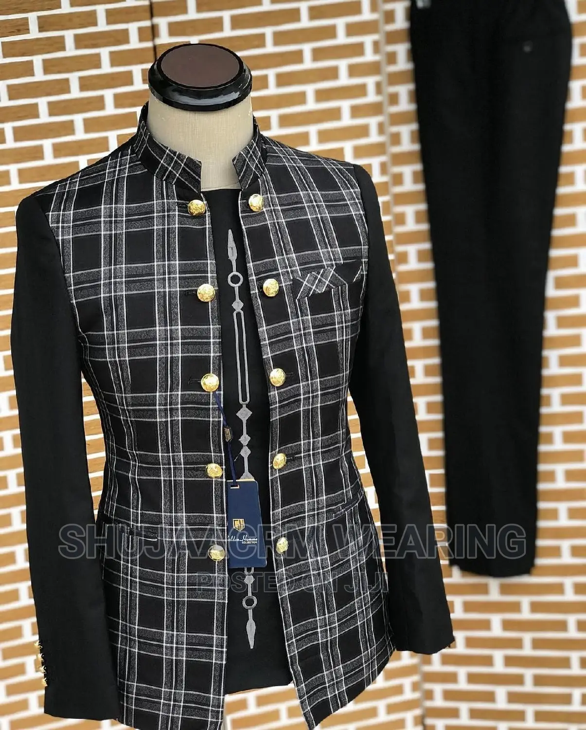 Fashionable Suit