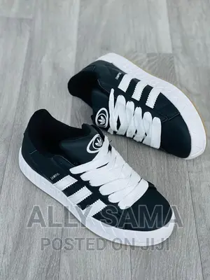 Adidas Sneakers Og