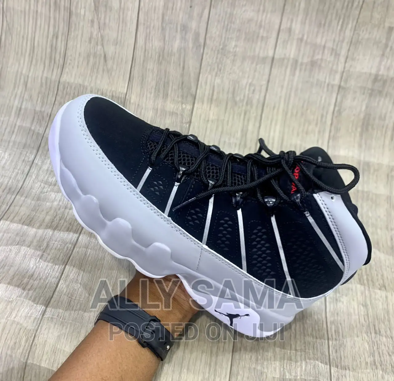 Jordan Sneakers Og