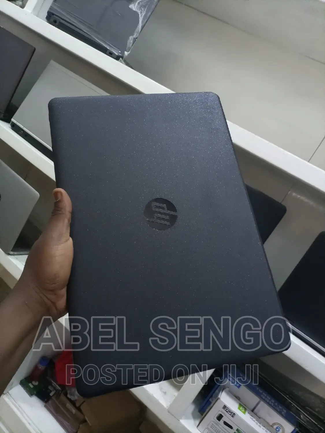 Laptop HP 250 G6 4GB Intel Core I5 HDD+SSD 500GB