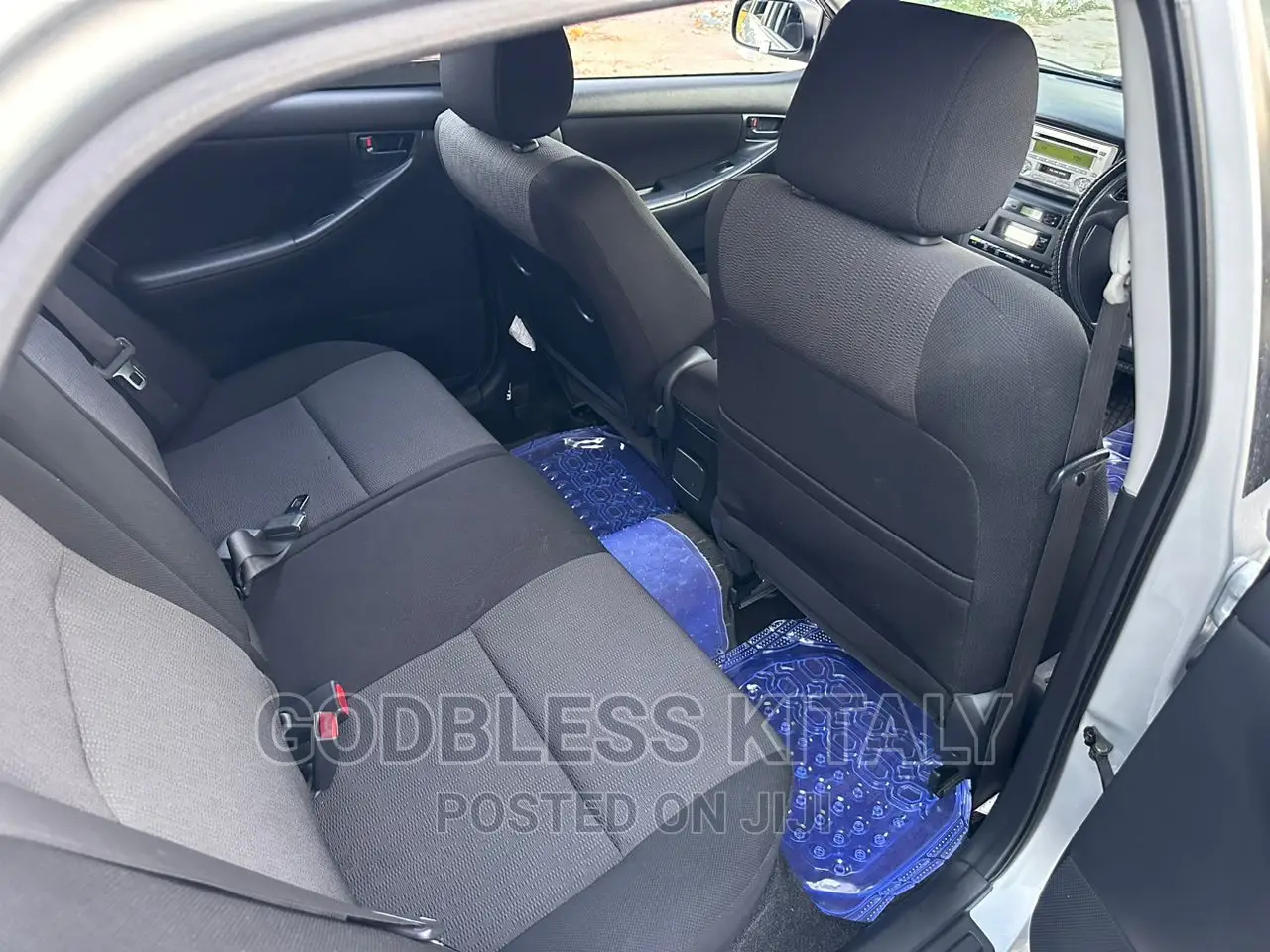 Toyota Corolla RunX 2002 Silver