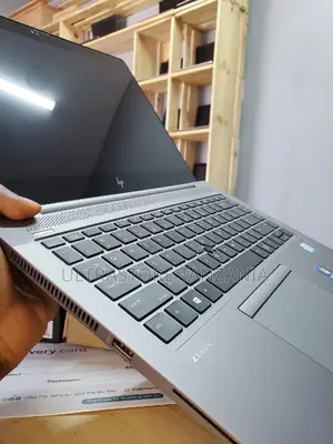 New Laptop HP ZBook 14u G5 16GB Intel Core I5 SSD 256GB