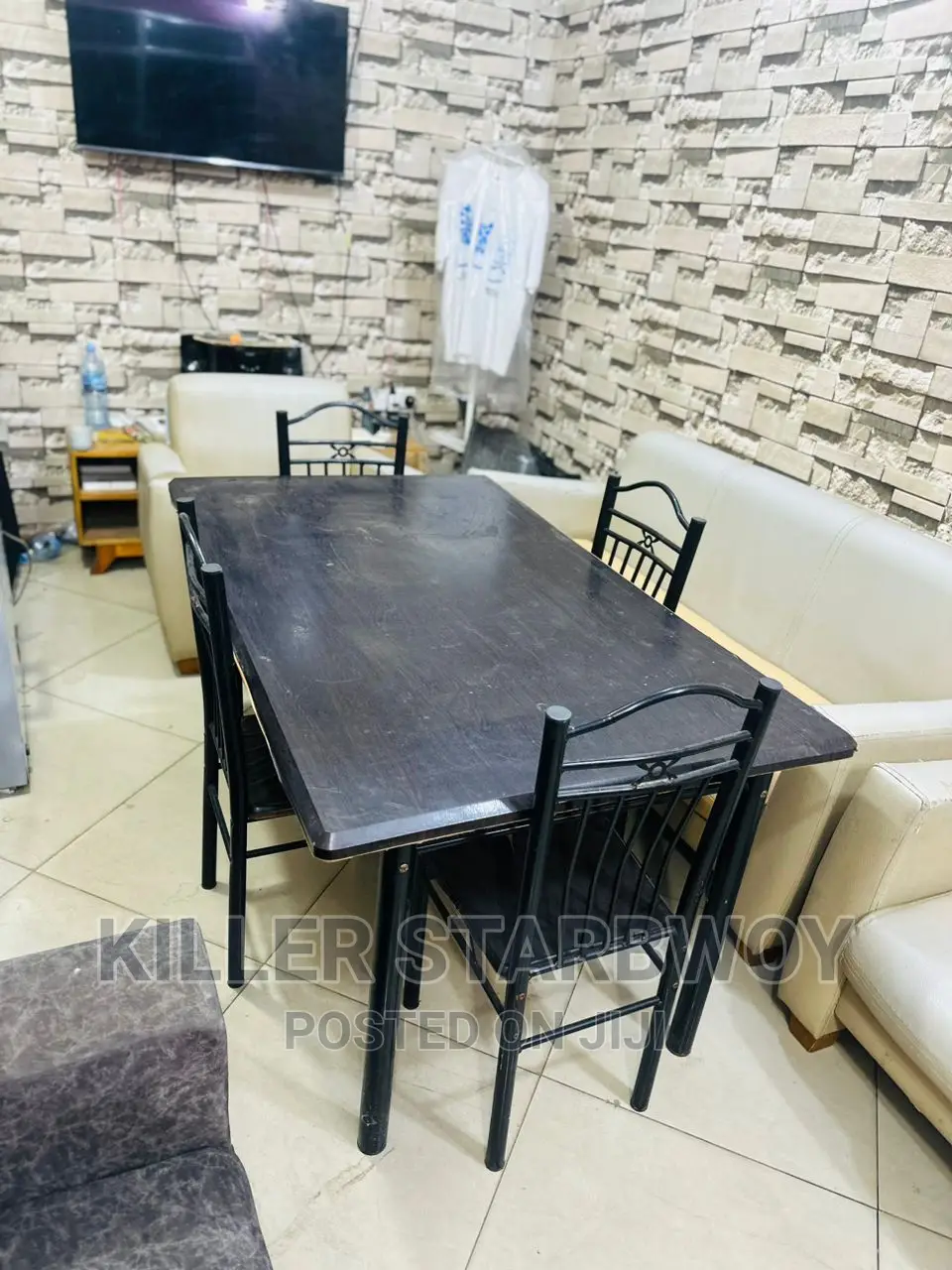 Dinning Table Viti 6