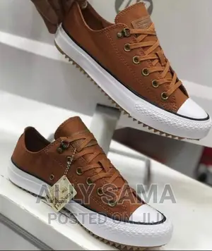 Allstar Converse Sneakers