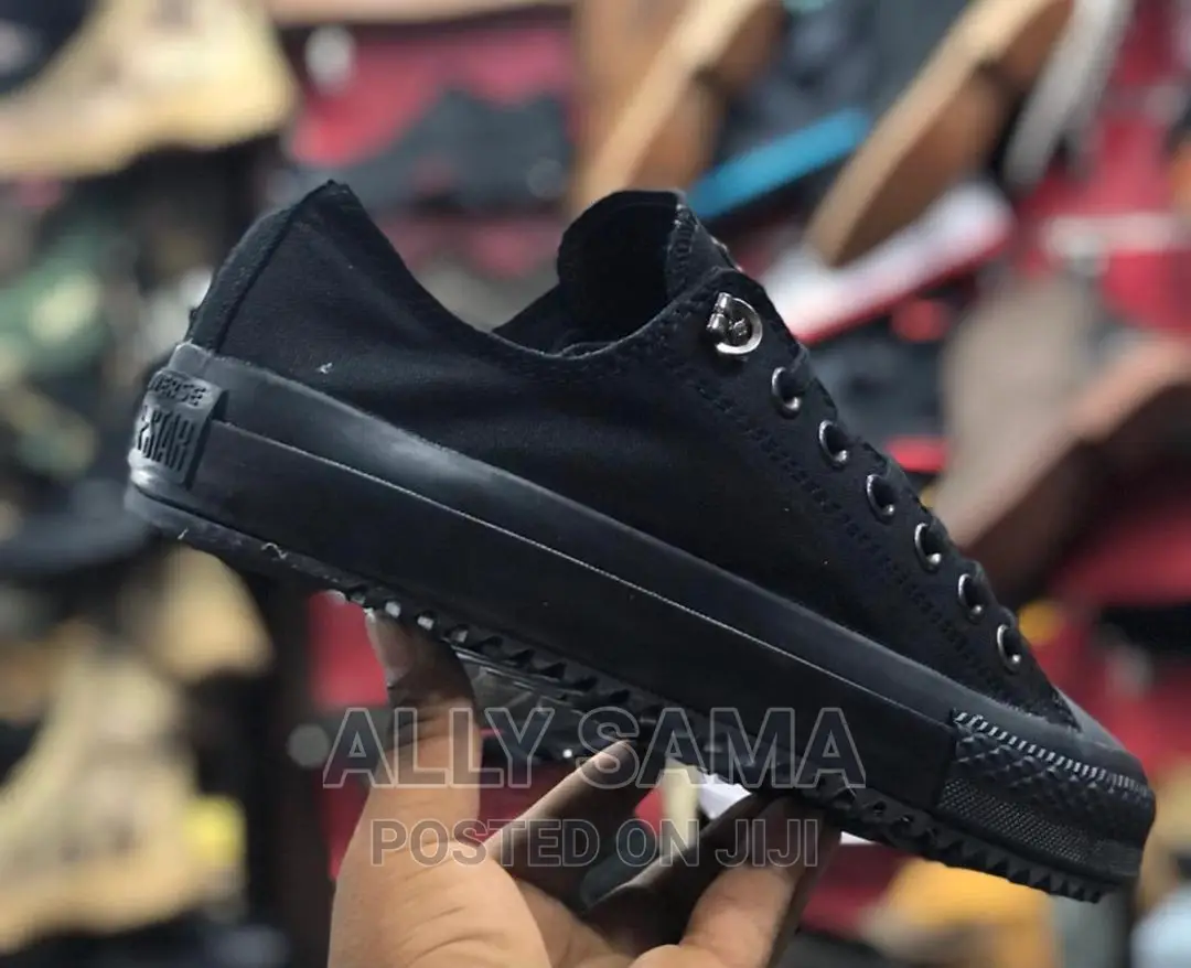 Allstar Converse Sneakers