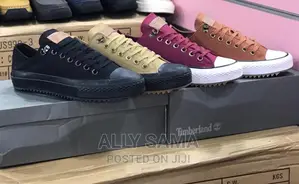 Allstar Converse Sneakers