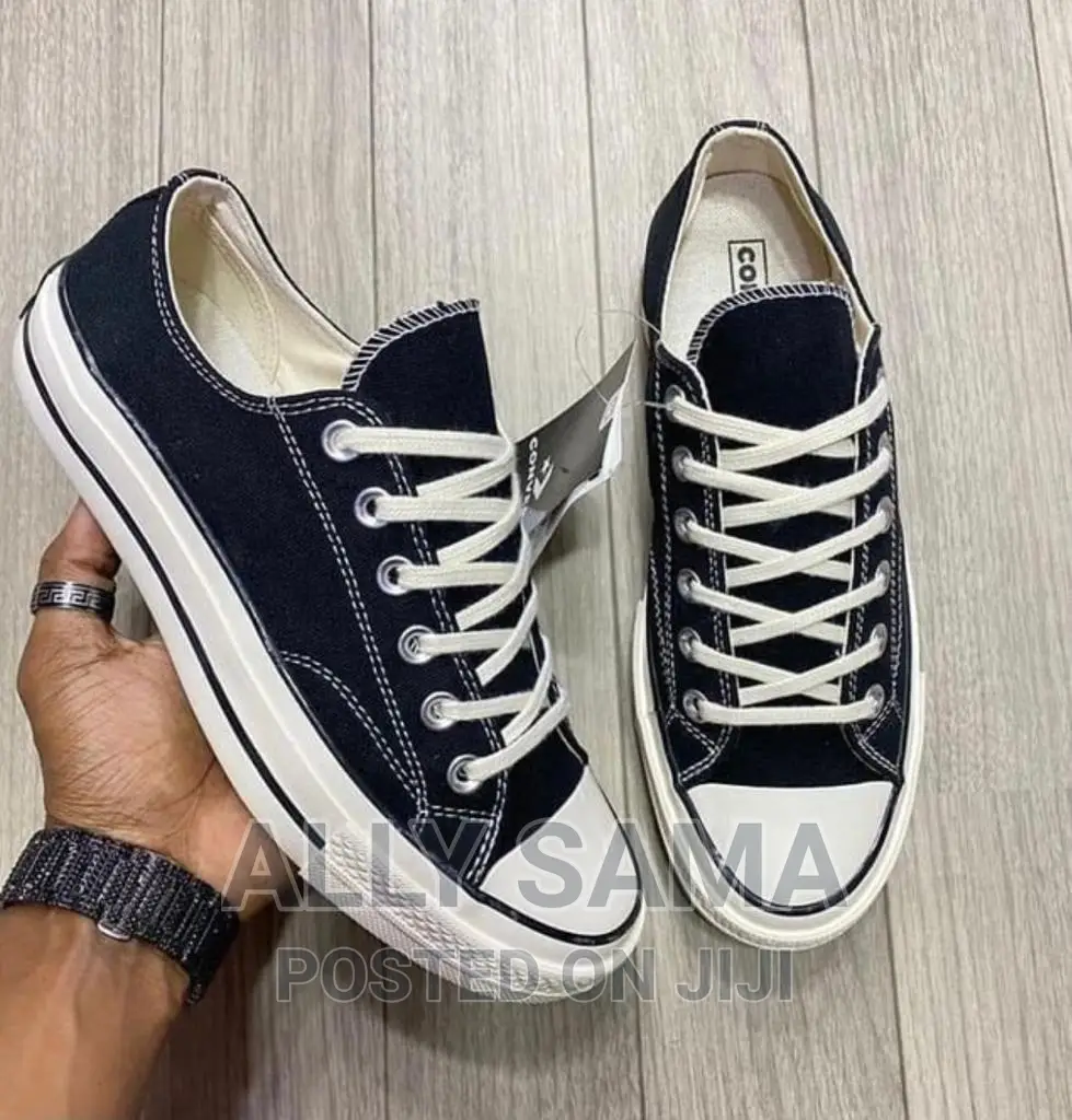 Allstar Converse Sneakers