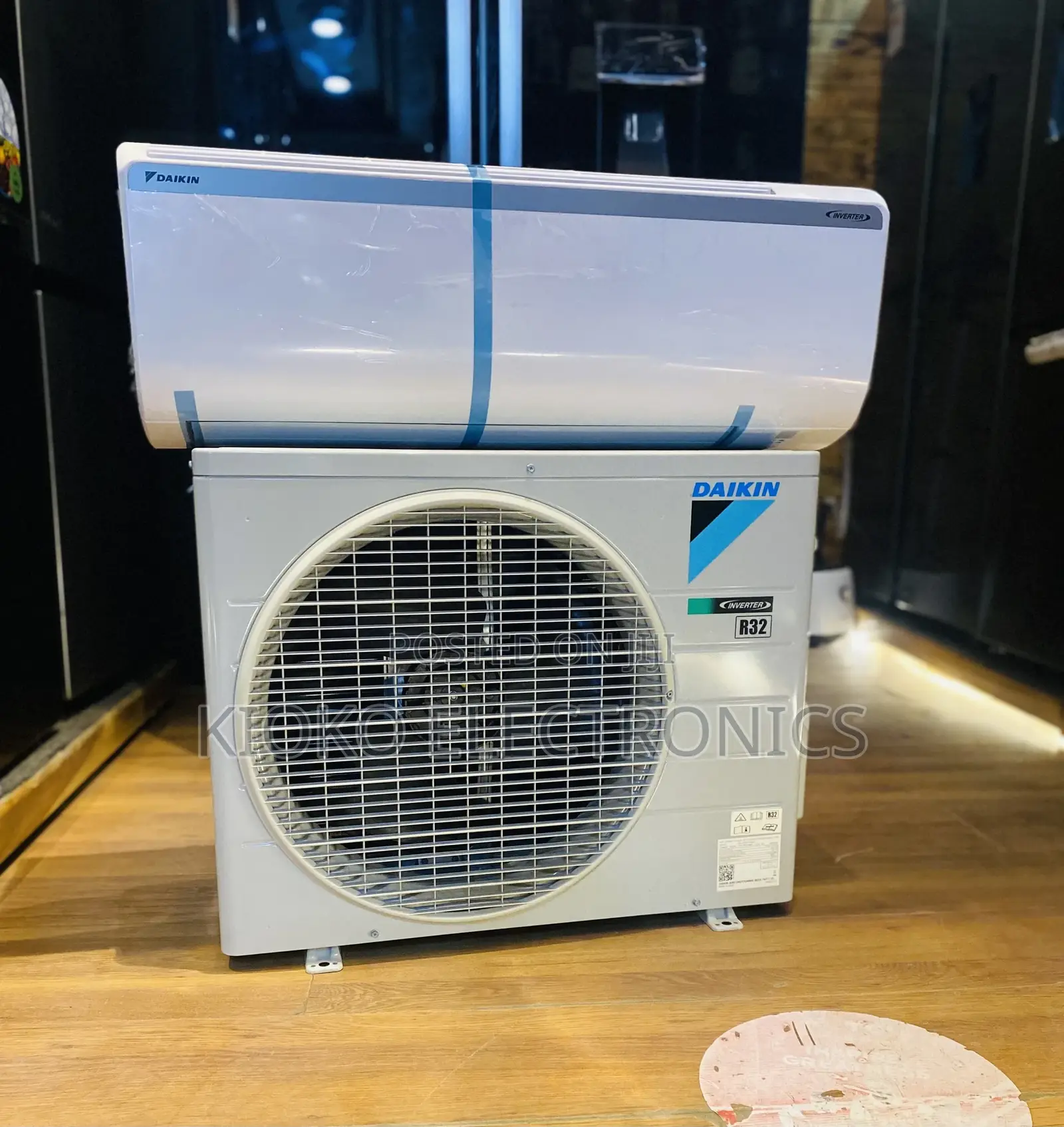 12 BTU Inverter,Daikin Air Conditioner