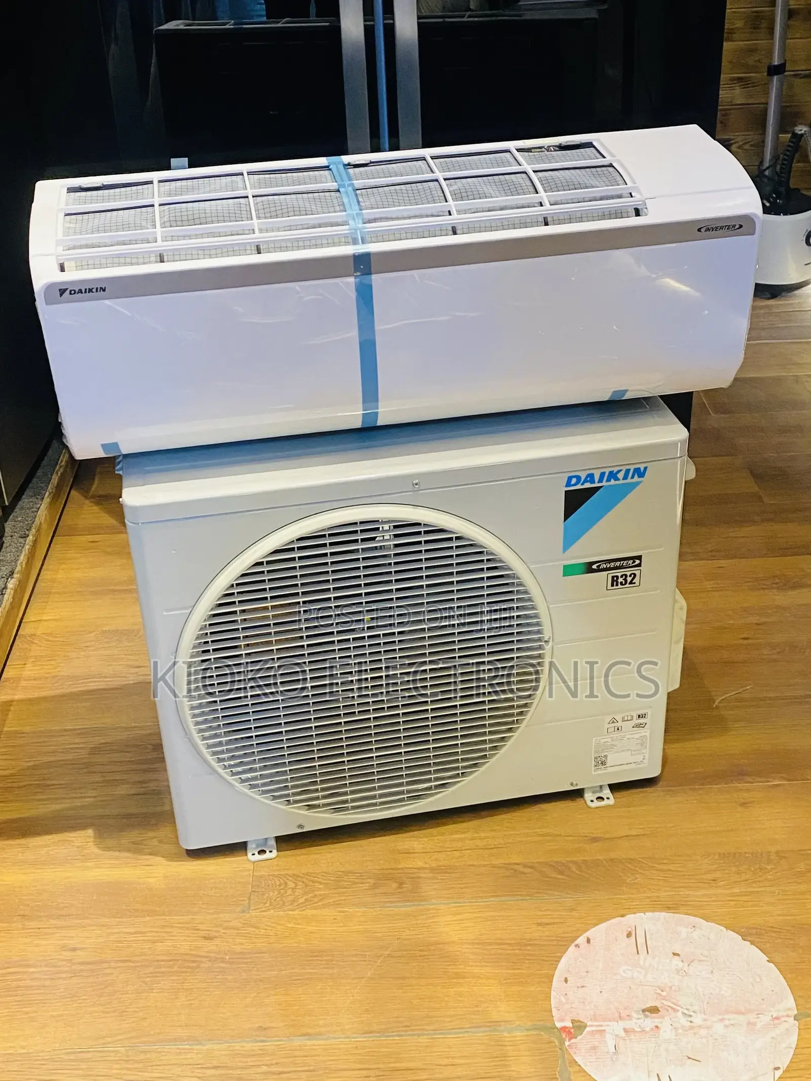 12 BTU Inverter,Daikin Air Conditioner
