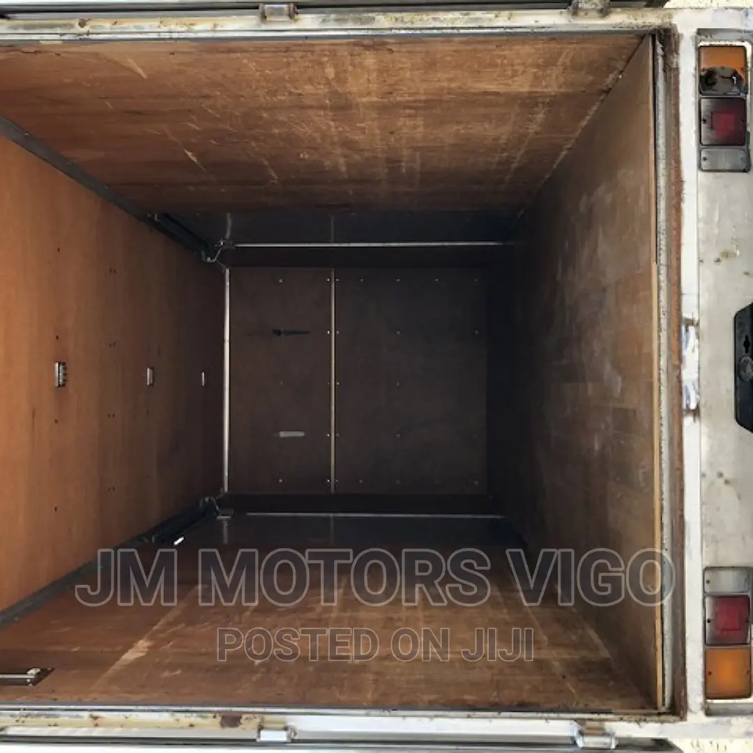 Mitsubishi Canter Heavy Truck