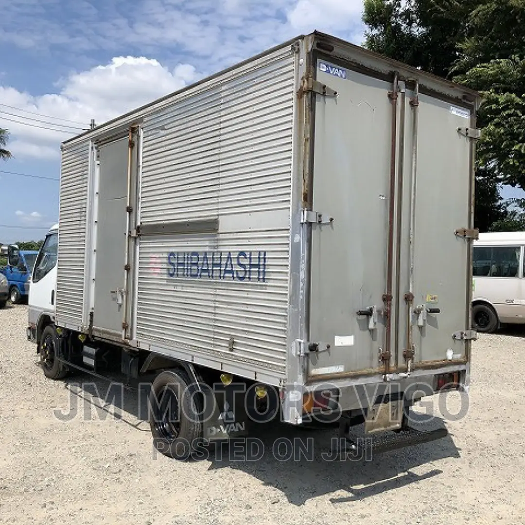 Mitsubishi Canter Heavy Truck
