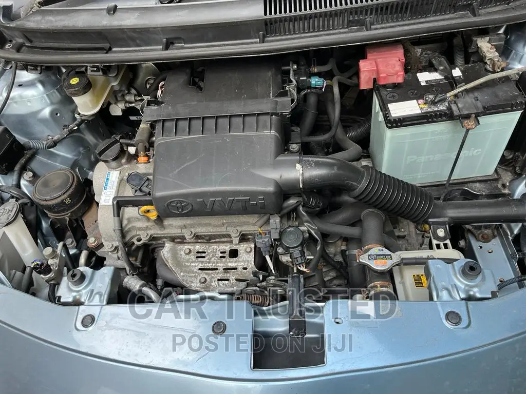 Toyota Belta 2010 Beige