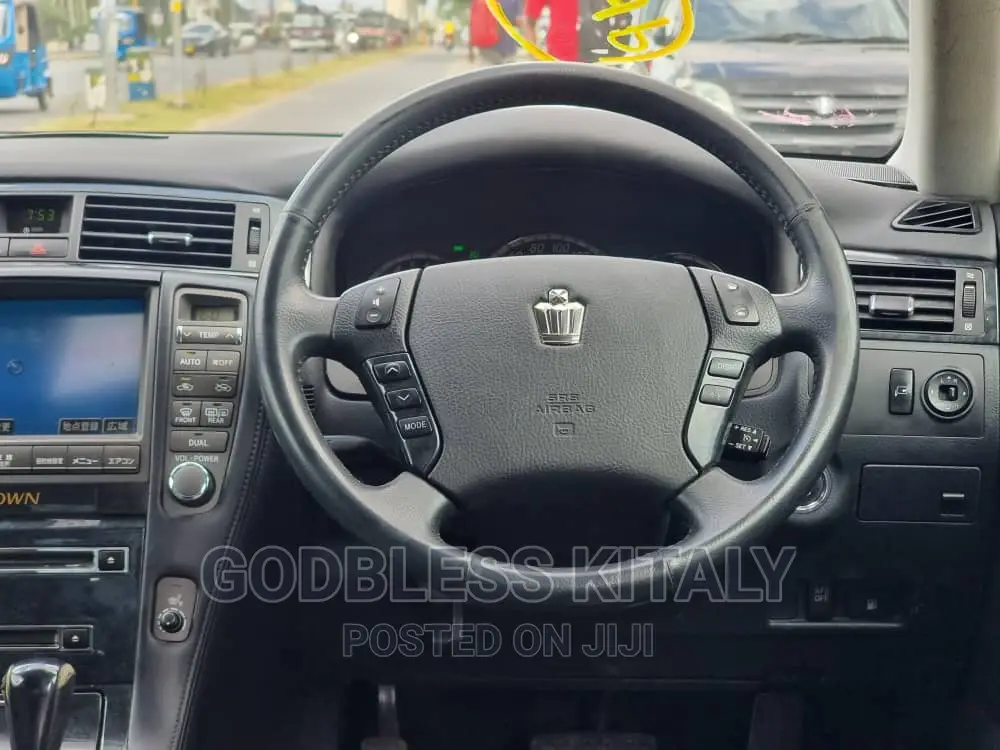 Toyota Crown 2006