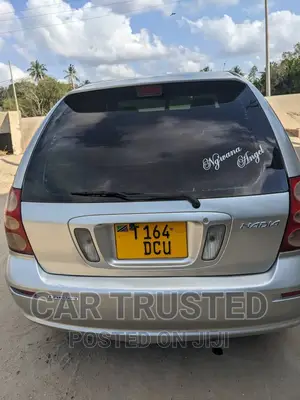 Toyota Nadia 2.0 135hp FWD 2002 Silver