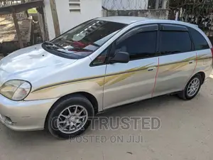 Toyota Nadia 2.0 135hp FWD 2002 Silver