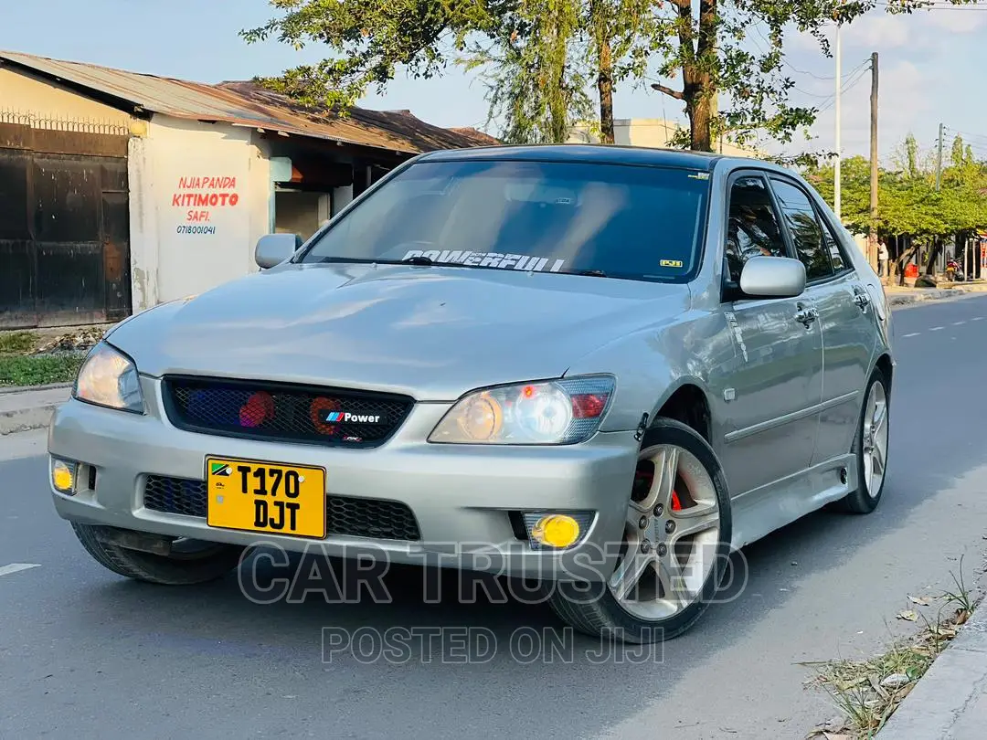 Toyota Altezza 2002 Silver