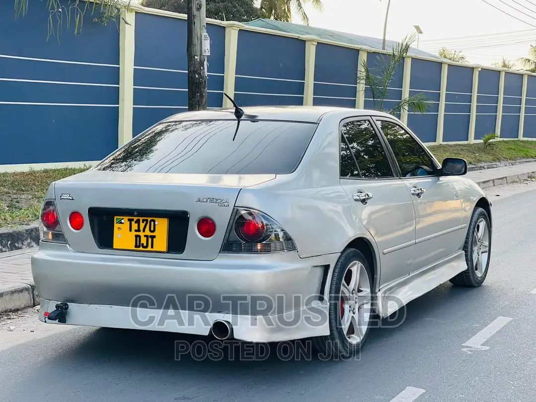 Toyota Altezza 2002 Silver