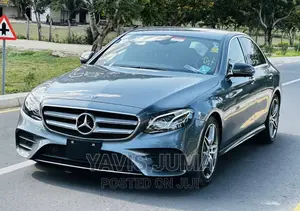 Mercedes-Benz E220 2017 Gray