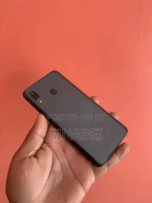 Samsung Galaxy A20 32 GB Black