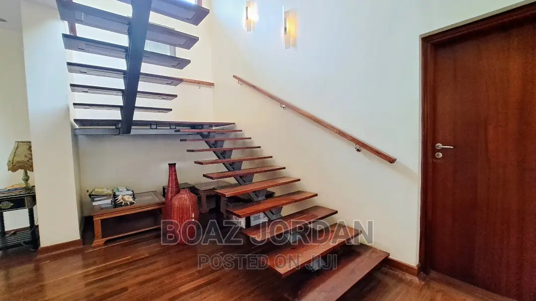 Furnished 8bdrm Bungalow in Masak Chole Drive, Masaki for sale