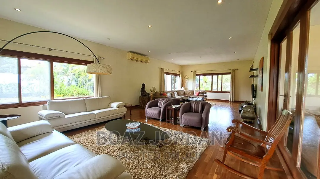 Furnished 8bdrm Bungalow in Masak Chole Drive, Masaki for sale
