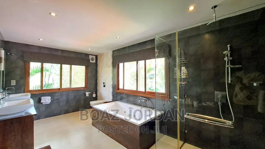 Furnished 8bdrm Bungalow in Masak Chole Drive, Masaki for sale