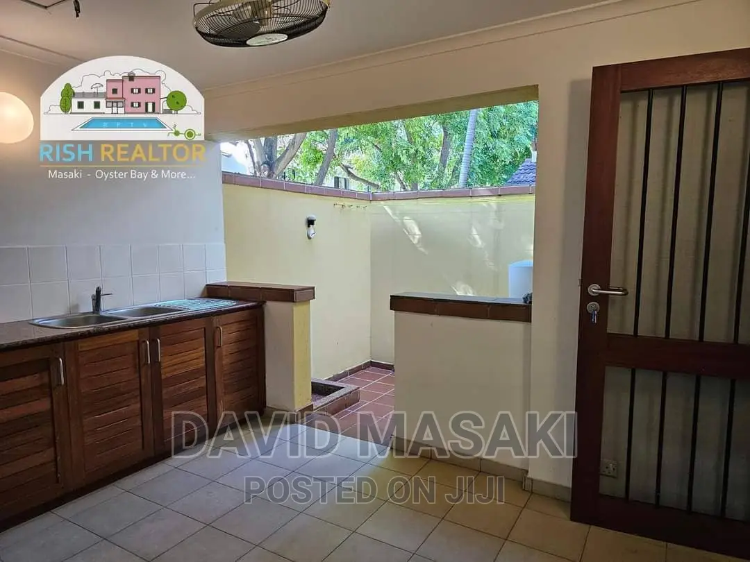 Furnished 4bdrm Bungalow in Bungalows In, Msasani for rent