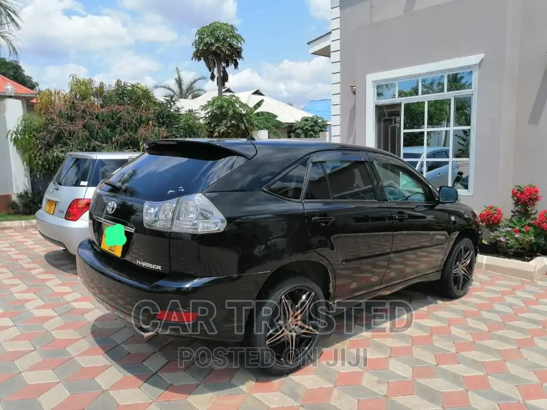 Toyota Harrier 2.4 4WD 2005 Black