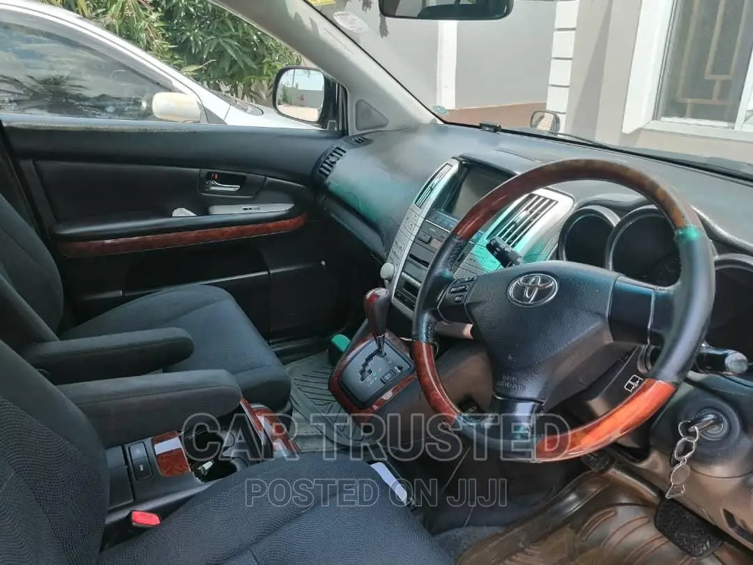 Toyota Harrier 2.4 4WD 2005 Black