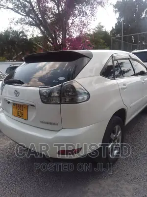 Toyota Harrier 2.4 4WD 2005 White