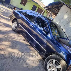 Toyota Crown Royale 2005 Blue