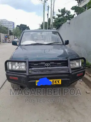 Toyota Land Cruiser 2005 Green