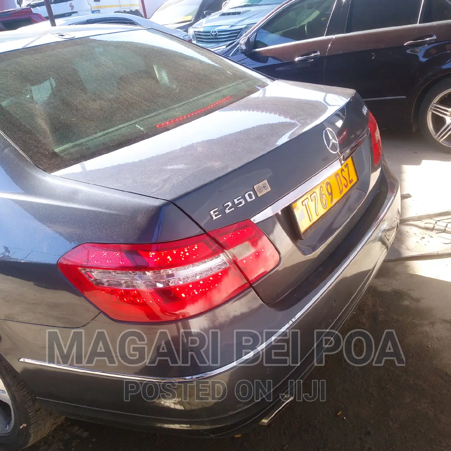 Mercedes-Benz E250 2010 Gray