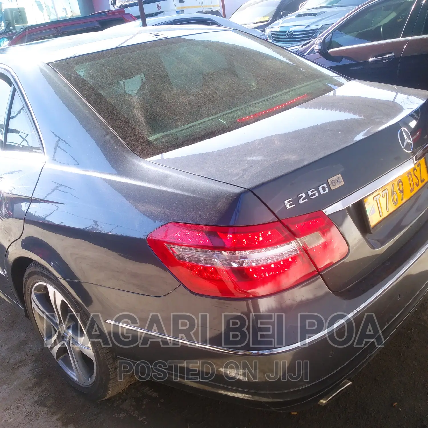 Mercedes-Benz E250 2010 Gray
