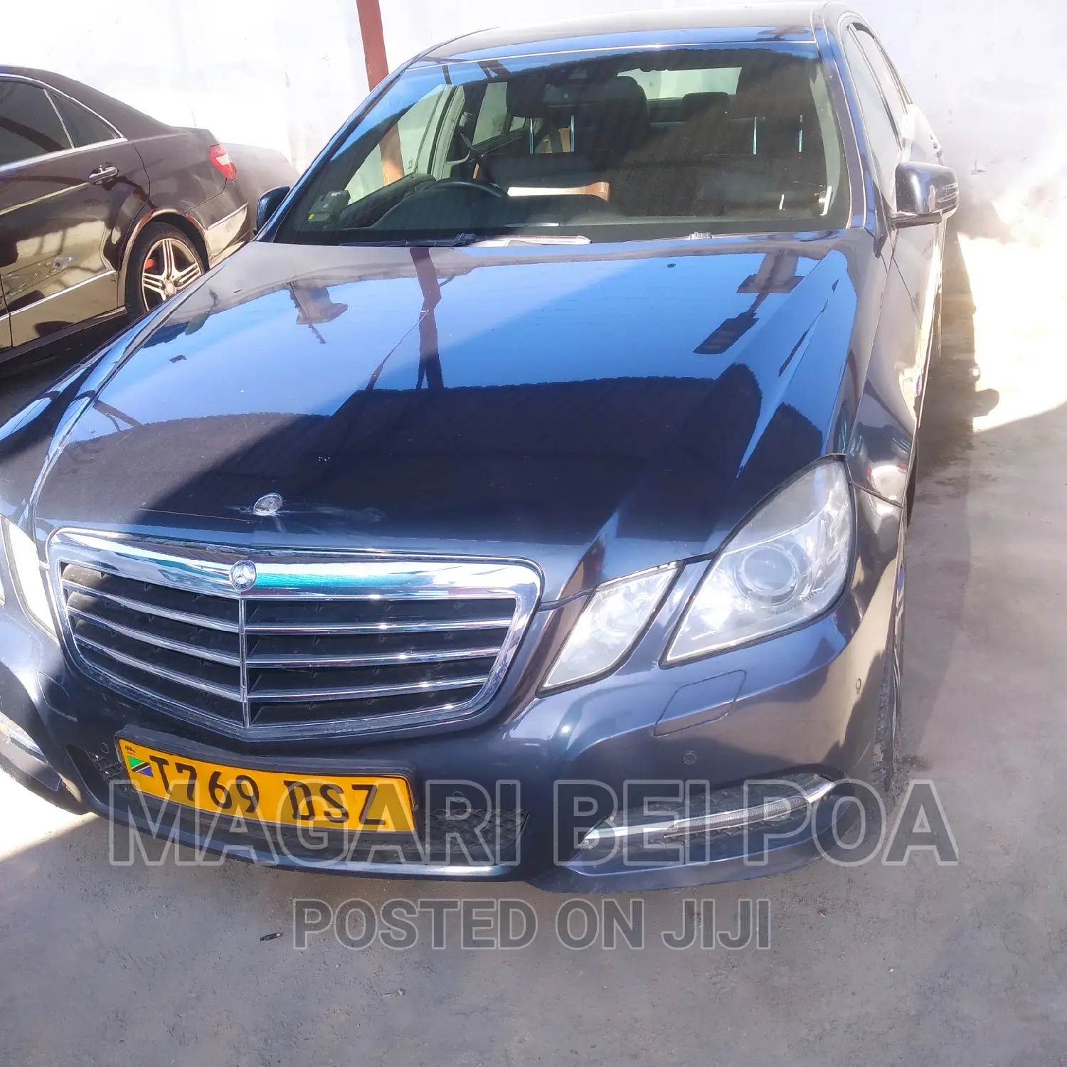 Mercedes-Benz E250 2010 Gray