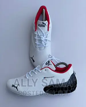 Puma Sneakers
