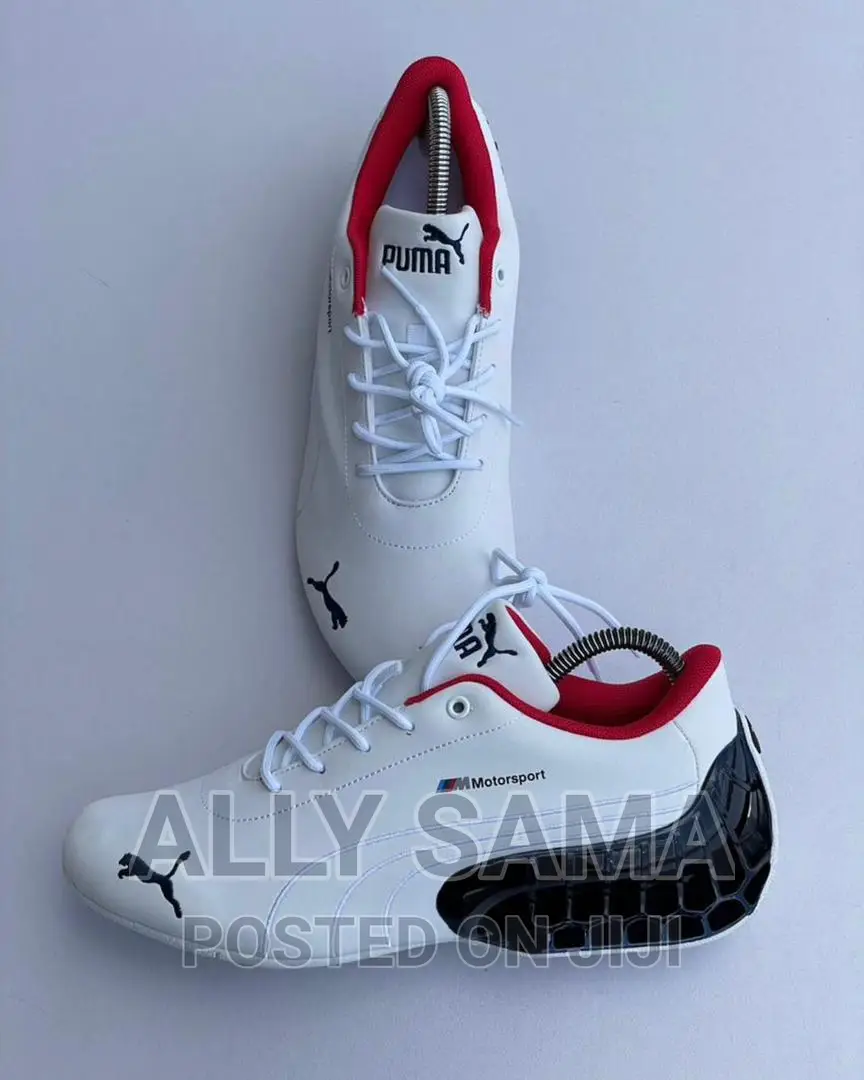 Puma Sneakers