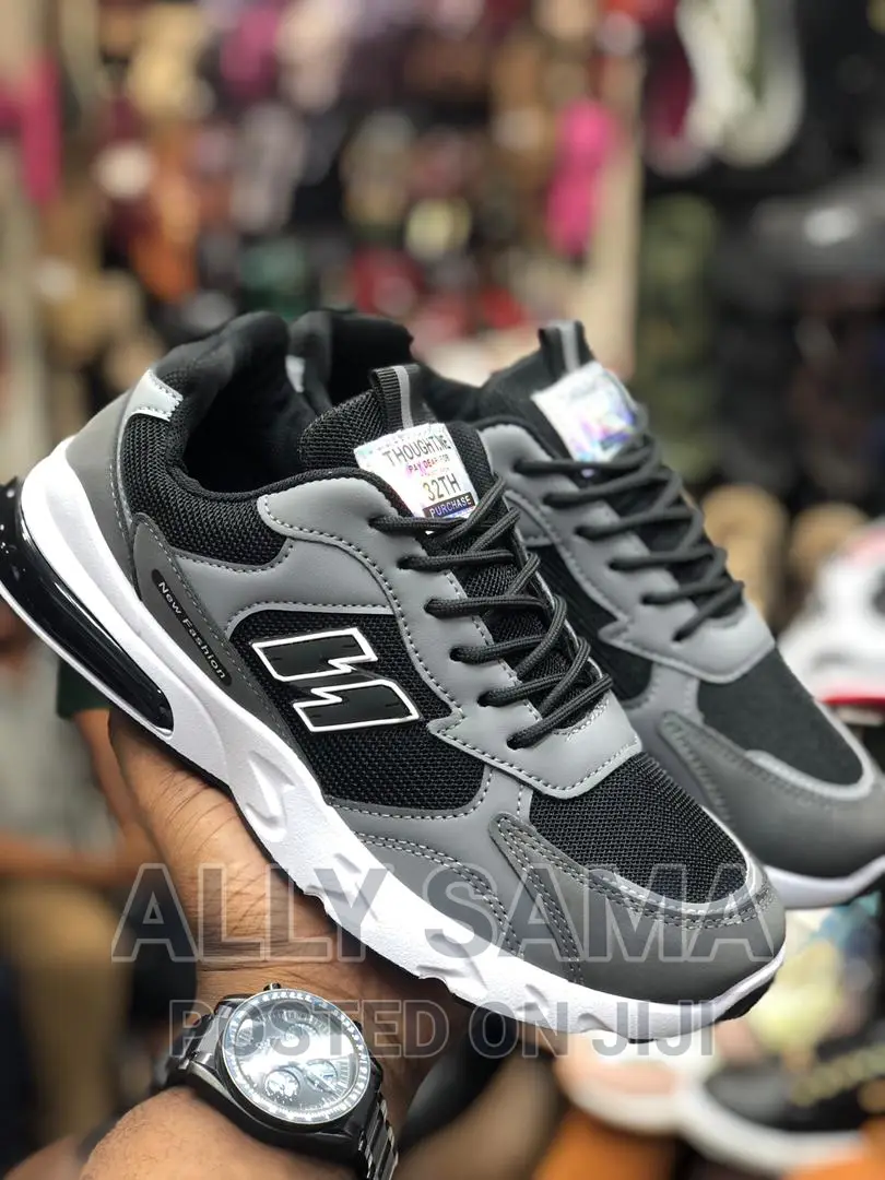 N Fashion Sneakers