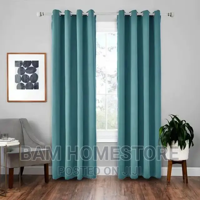 Curtains ( Pazia)