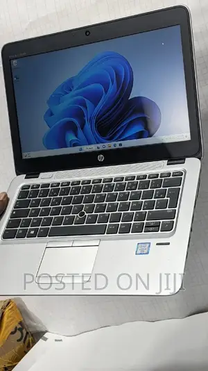 Laptop HP EliteBook 820 G3 8GB Intel Core I5 HDD 500GB