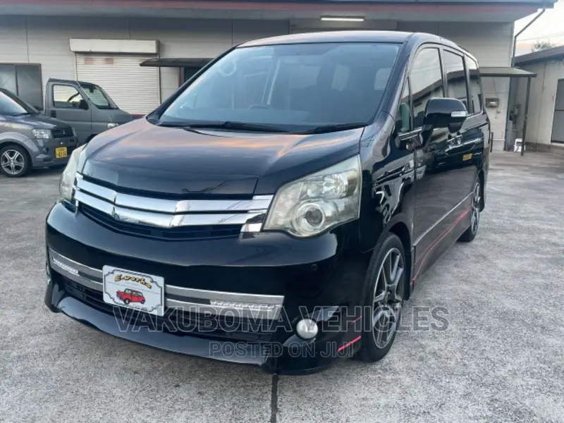 Toyota Noah 2010 Black