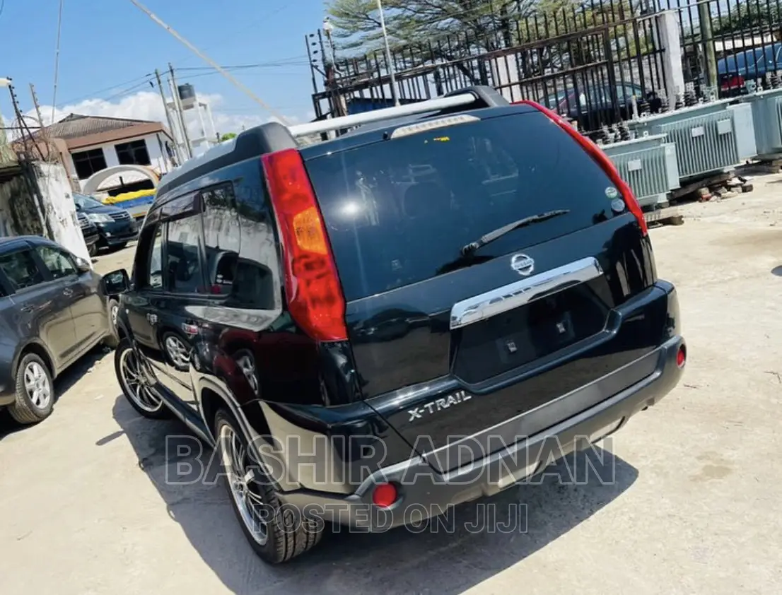 Nissan X-Trail 2.0 Comfort 2007 Black