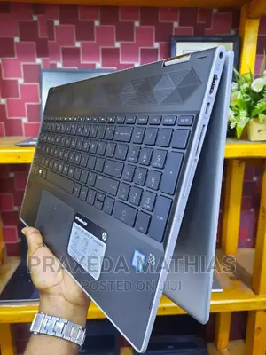 Laptop HP Pavilion X360 15t 8GB Intel Core I3 HDD 1T