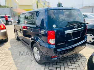 Toyota Corolla Rumion 2009 Blue