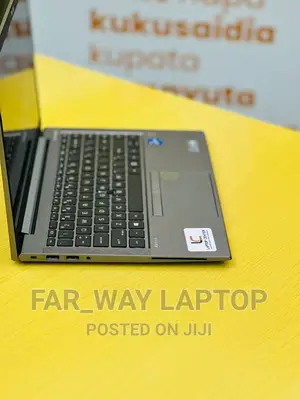 New Laptop HP ZBook Firefly G8 16GB Intel Core I7 SSD 512GB