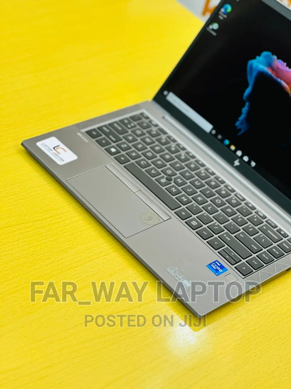 New Laptop HP ZBook Firefly G8 16GB Intel Core I7 SSD 512GB